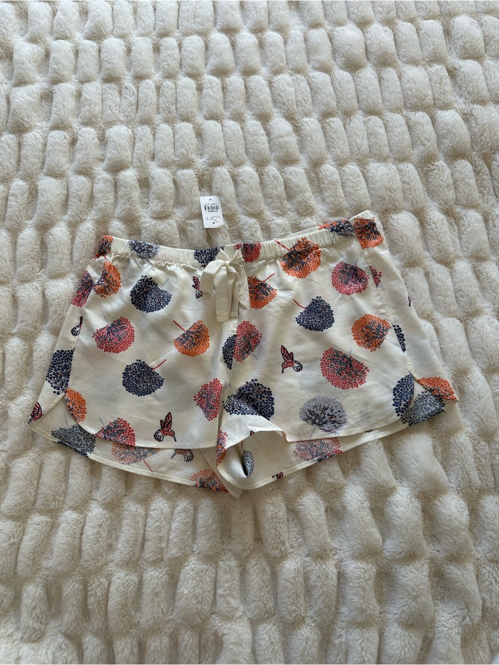 LOFT Cream Shorts with Coral & Blue Flower and Hummingbird Print NWT